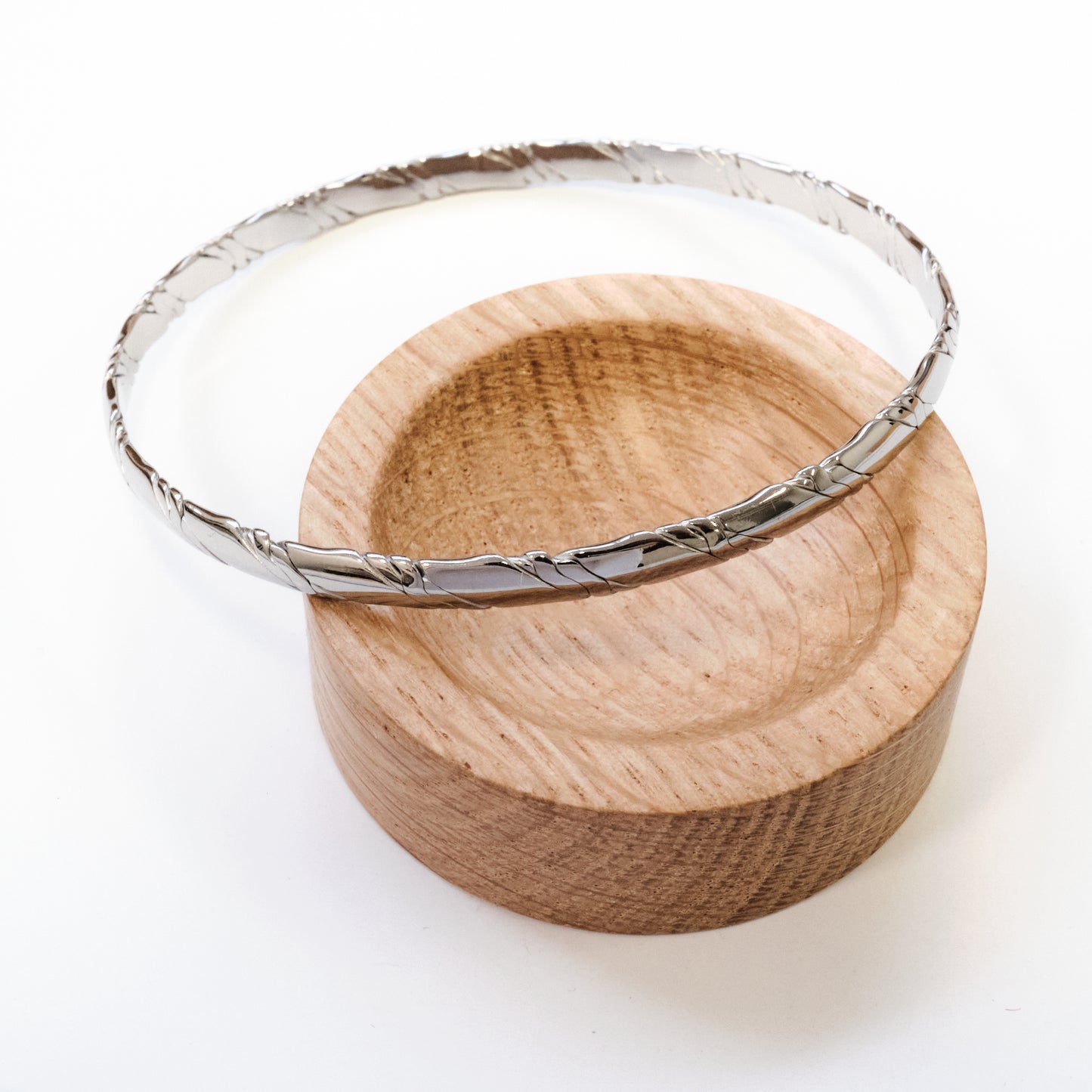 Stainless Steel Bangle Silver Engraved Design, Mens/Ladies 304L (SKU 118)