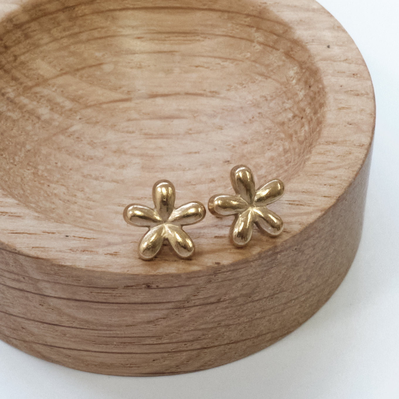 Stainless Steel Flower Stud Earrings – Gold Tone 316L (SKU 139)